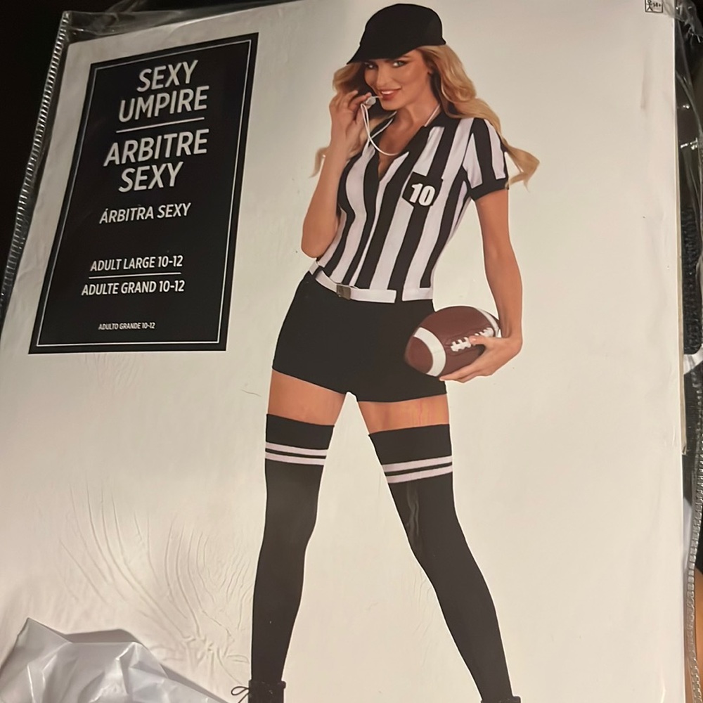 Sexy umpire costume. Ref